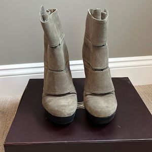 Luxury rebel boots